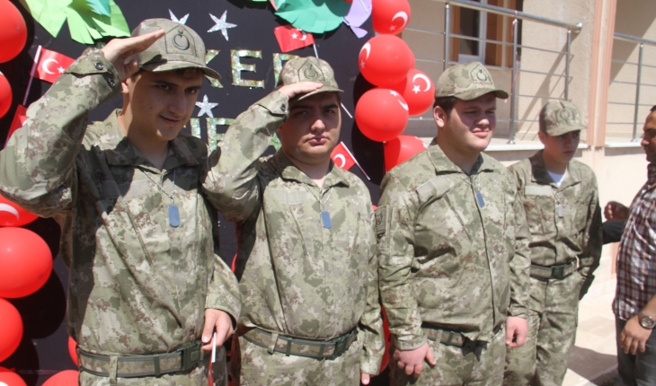 Beyşehir'de engelli gençler için asker eğlencesi düzenlendi