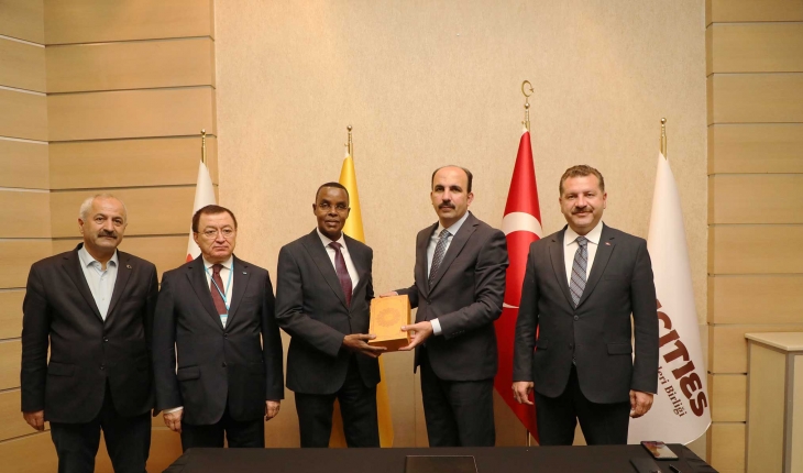 Konya ve Mogadişu kardeş şehir oldu