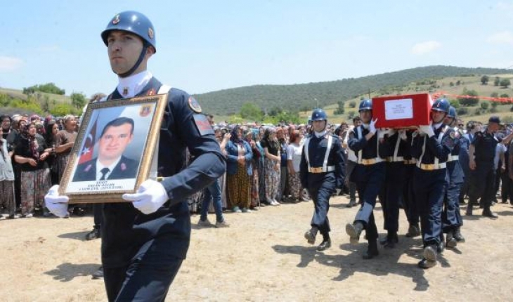 Şehit Uzman Çavuş Ercan Özcan son yolculuğuna uğurlandı