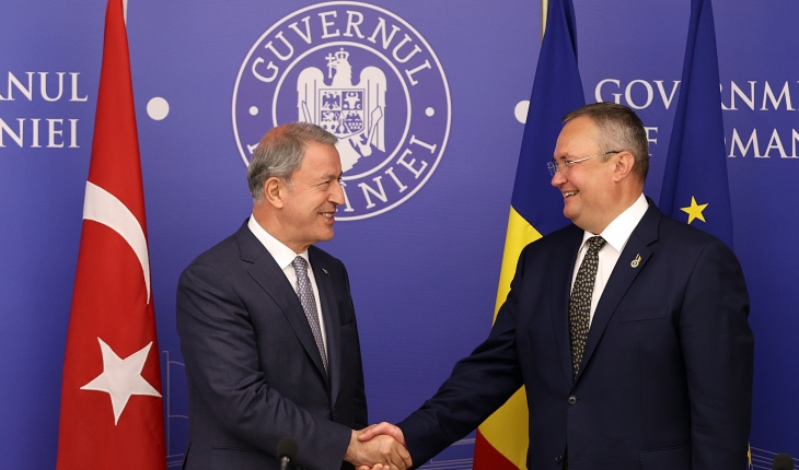Bakan Akar, Romanya Başbakanı Ciuca ile görüştü