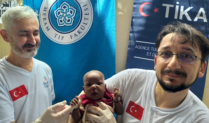 NEÜ Meram Tıp Fakültesi Hastanesi doktorlarından Çad’daki hastalara tedavi desteği