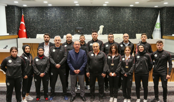 Meram Belediyespor’da şampiyonlar ödüllendirildi