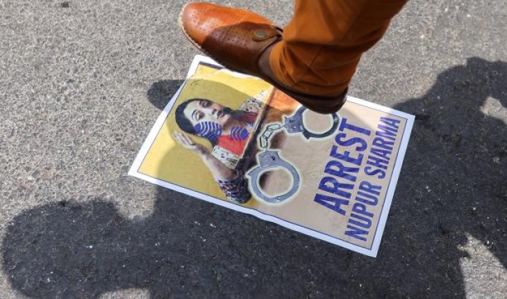 Hindistan'da Hz. Muhammed'e hakaret eden iktidar partisi yetkilisine dava açıldı