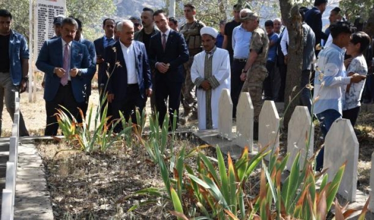 32 yıl önce PKK’nın katlettiği 27 kişi anıldı