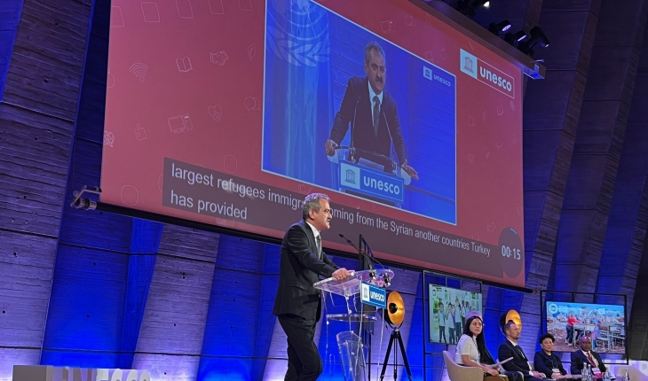 Bakan Özer UNESCO’da eğitim bakanlarına hitap etti