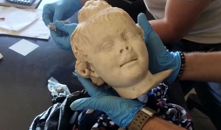 Konya'da Roma dönemine ait Eros heykeli ele geçirildi