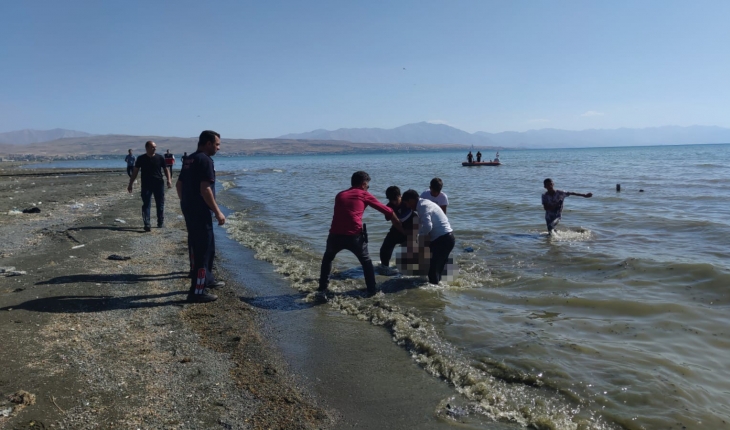 Van Gölü’ne giren 6 çocuktan 2’si boğuldu