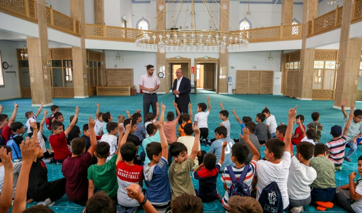 Başkan Kavuş’tan yaz kur’an kursu öğrencilerini serinleten sürpriz