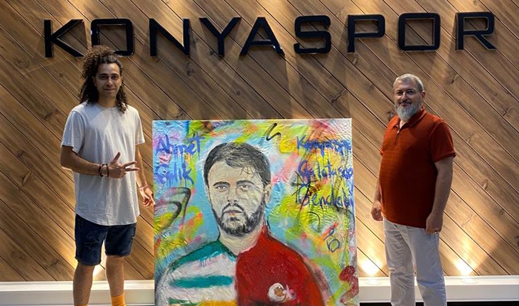 Memleketini resimleriyle temsil eden gurbetçi, Konyaspor'a Ahmet Çalık portresi hediye etti