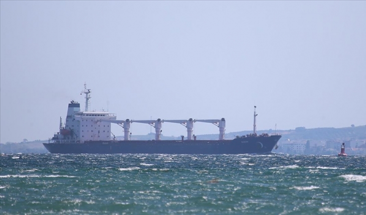 Ukrayna’dan yola çıkan mısır yüklü geminin Çanakkale Boğazı’ndan geçişi başladı