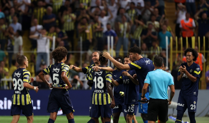 Fenerbahçe tur kapısını Kadıköy’de açtı