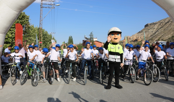 Meram Düz Bisiklet Yarışları sona erdi