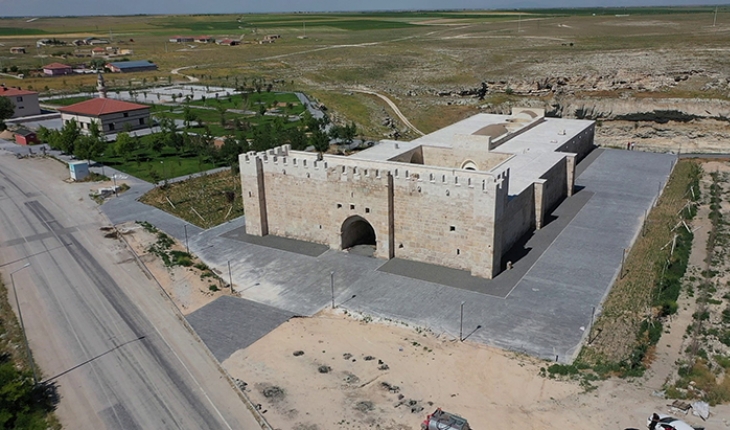 Obruk gölü manzaralı 800 yıllık han ziyarete açılıyor