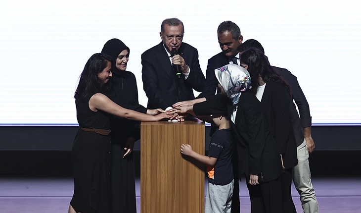 Cumhurbaşkanı Erdoğan’ın katılımıyla 20 bin öğretmen atandı