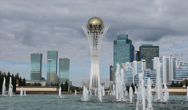 Kazakistan'ın başkentinin adı yeniden değişti