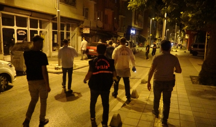 Temizlik sırasında dolaptan düşen silah ateş aldı: 1 yaralı