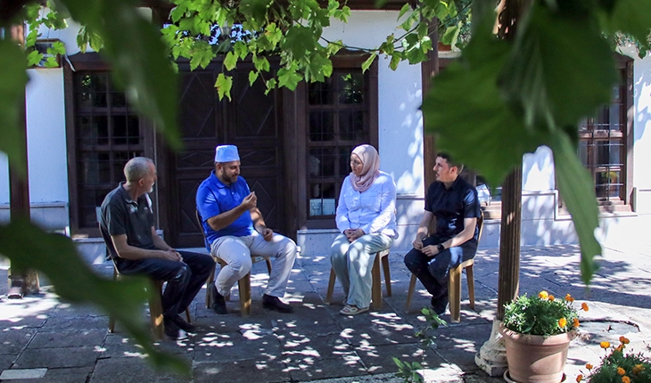 Müslüman olan 10 İngiliz geldikleri Konya'da duygu dolu anlar yaşadı