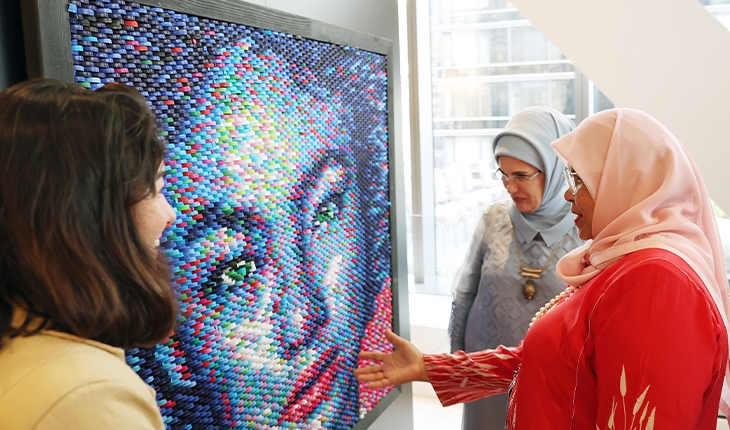 Emine Erdoğan, New York'ta BM Habitat İcra Direktörü Sharif'le görüştü