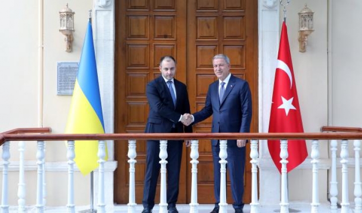 Bakan Akar, Ukrayna Altyapı Bakanı Kubrakov ile görüştü