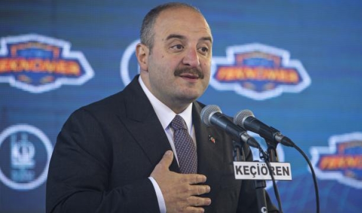 Bakan Varank: Çalışmalarımızın merkezinde gençlerimiz var