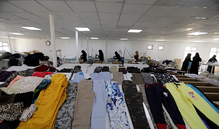 Barış Pınarı Harekatı bölgesinin ekonomisi tekstilde çalışan kadınların emeğiyle büyüyor