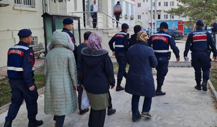 Yunanistan’a kaçmaya çalışan 22 terör örgütü üyesi yakalandı