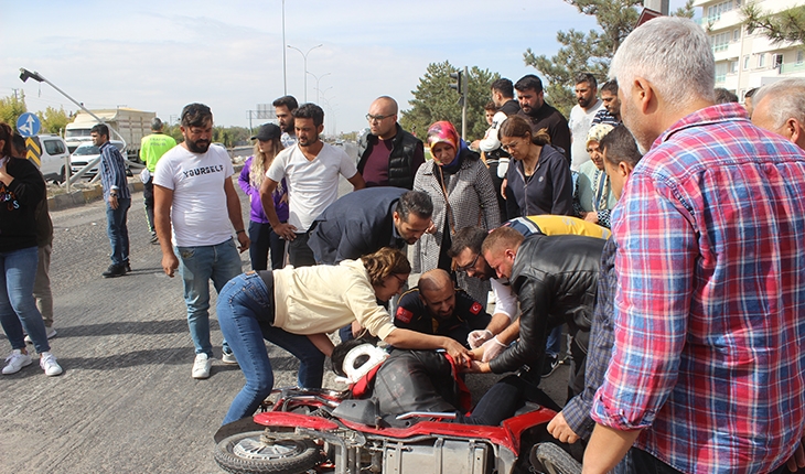 Konya'da iplik yüklü kamyon ile elektrikli bisiklet çarpıştı: 2 yaralı