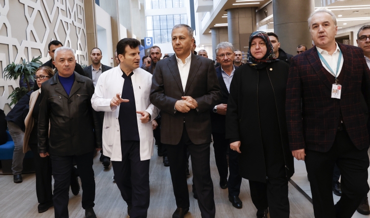 İstanbul Valisi Yerlikaya'dan yaralı maden işçilerine ziyaret