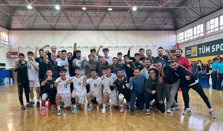 Büyükşehir Belediyespor voleybolda sezonu galibiyetle açtı