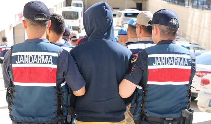 Konya merkezli FETÖ operasyonu: 2 şüpheli yakalandı