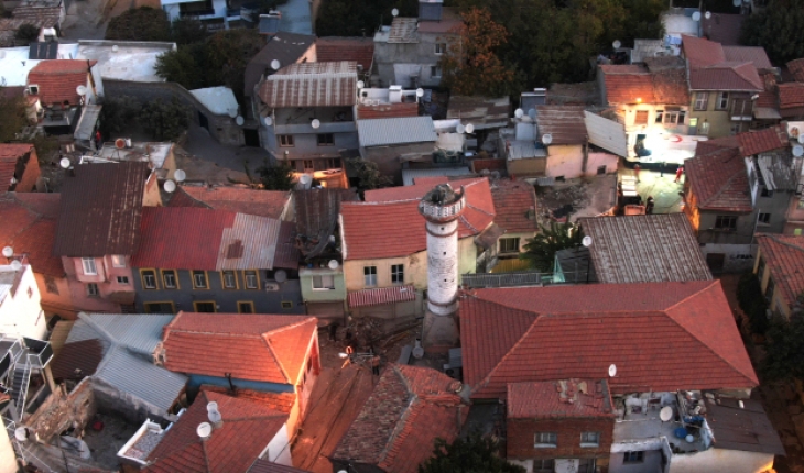 İzmir’de 4,9 büyüklüğünde deprem: 1’i ağır 7 yaralı