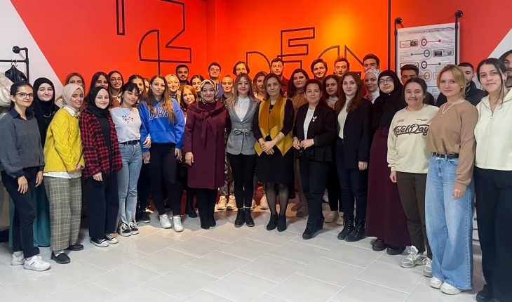 Selçuk Üniversitesinde engelli bireylere yönelik atölye çalışması