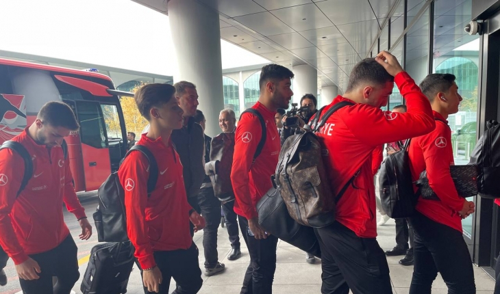 A Milli Futbol Takımı, İskoçya maçı için Diyarbakır’a gitti