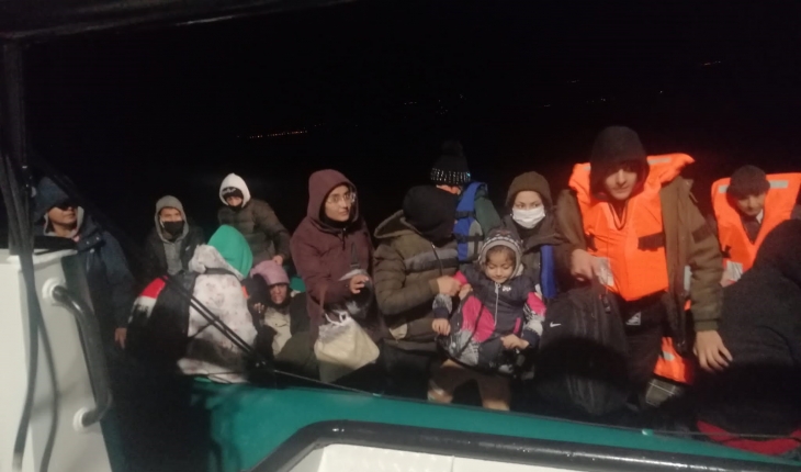 Türk kara sularına itilen 38 düzensiz göçmen kurtarıldı