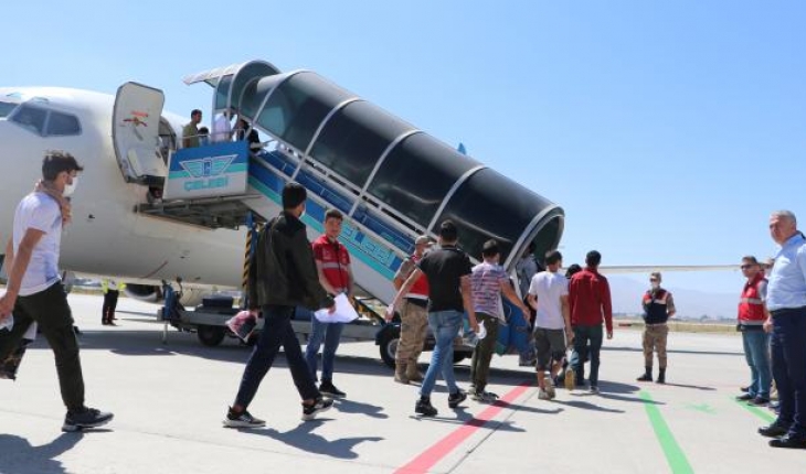 149 düzensiz göçmen sınır dışı edildi
