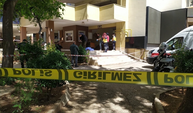 Kuzenini öldüren doktor cezaevinde intihar etti