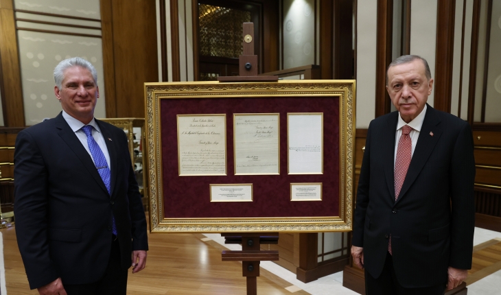Cumhurbaşkanı Erdoğan’dan, Küba Devlet Başkanı Bermudez’e tarihi hediye