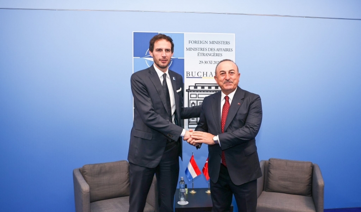 Dışişleri Bakanı Çavuşoğlu, Hollandalı Hoekstra ile görüştü