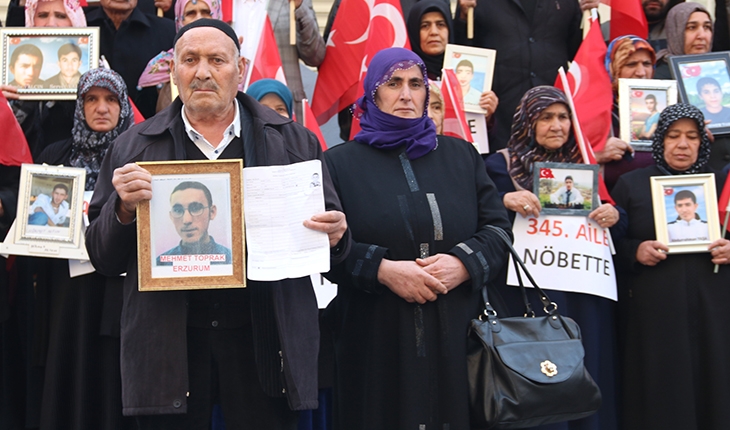 Diyarbakır annelerinin oturma eylemine iki aile daha katıldı