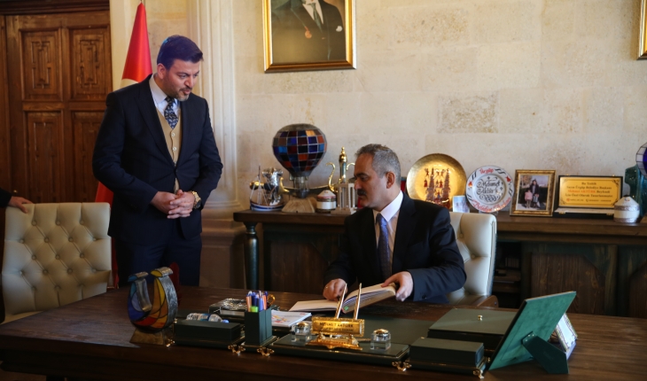 Milli Eğitim Bakanı Özer Nevşehir'de ziyaretlerde bulundu