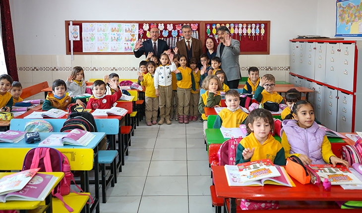 Başkan Kavuş’tan miniklere sürpriz