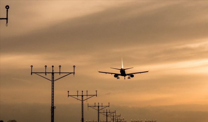 Çin, uluslararası uçuşlara getirdiği kısıtlamaları kaldırıyor