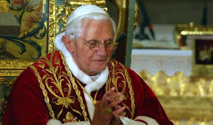 Eski Vatikan Devlet Başkanı ve Emerit Papa 16. Benediktus hayatını kaybetti