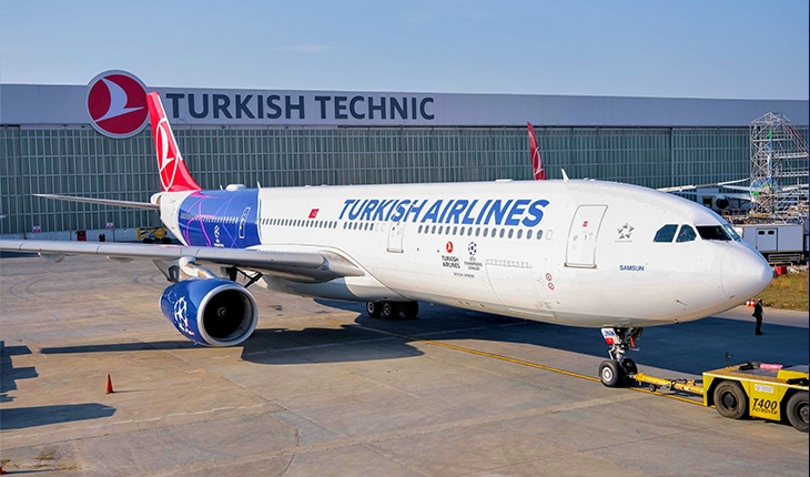 THY'nin UEFA Şampiyonlar Ligi temalı uçağı gökyüzüyle buluştu