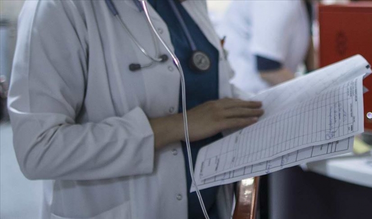 49 yaşındaki doktor evinde ölü bulundu