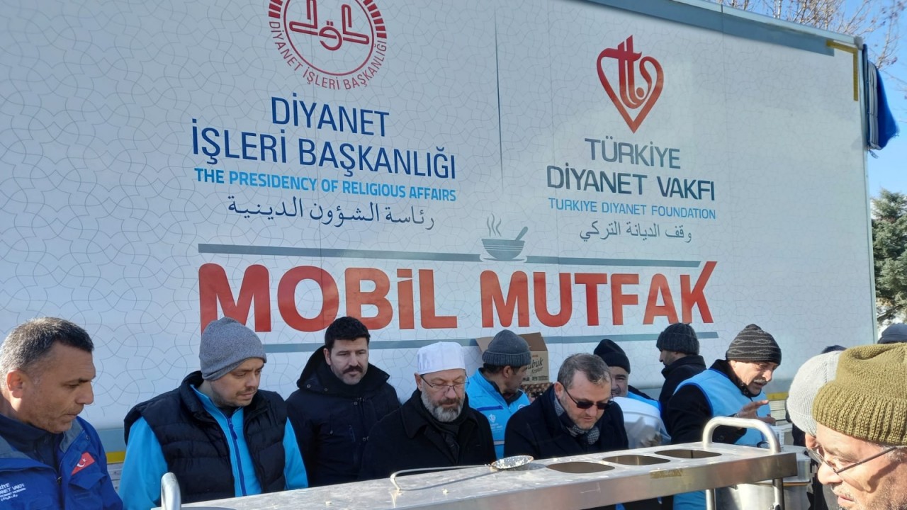 Diyanet İşleri Başkanı Erbaş’tan depremzedelere destek mesajı
