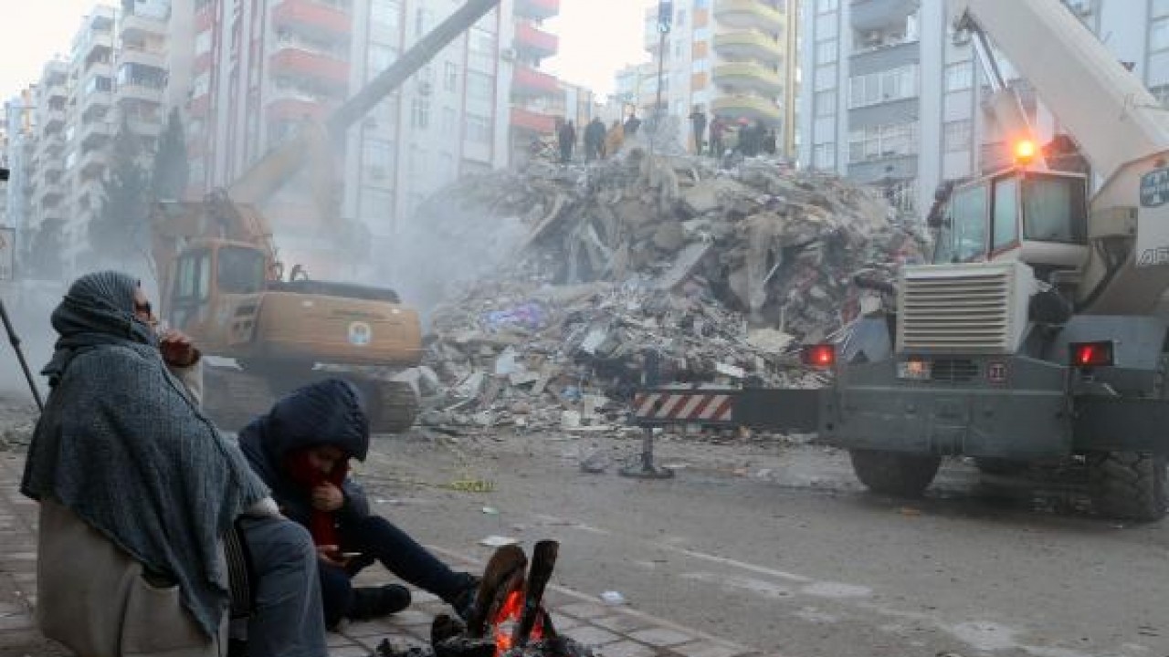 Adana’da yıkılan bazı binaları inşa eden Hasan Alpargün KKTC’de gözaltına alındı