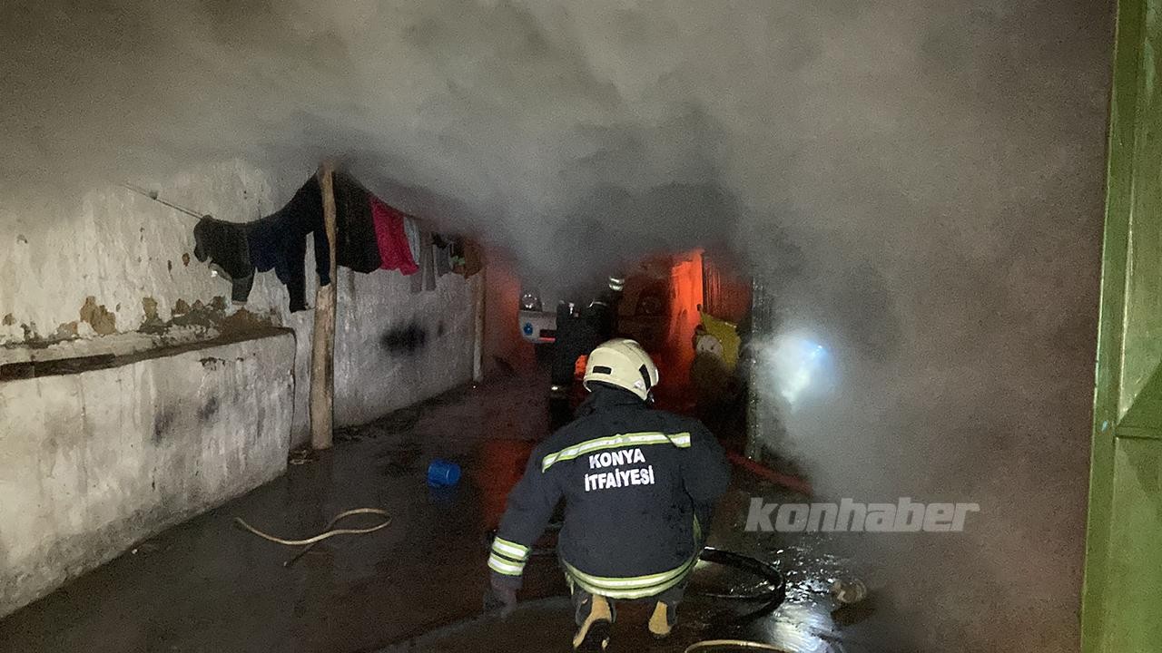 Konya’da evde çıkan yangında depremzede aile mahsur kaldı! 7 ölü