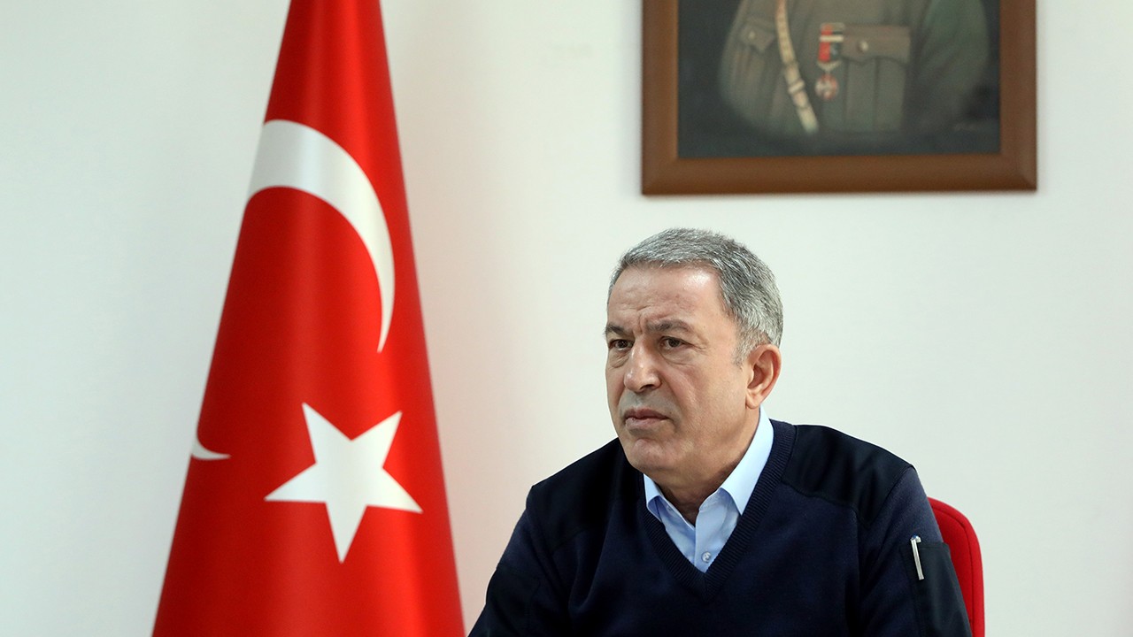 Bakan Akar: 1 Ocak'tan itibaren 261 terörist etkisiz hale getirildi