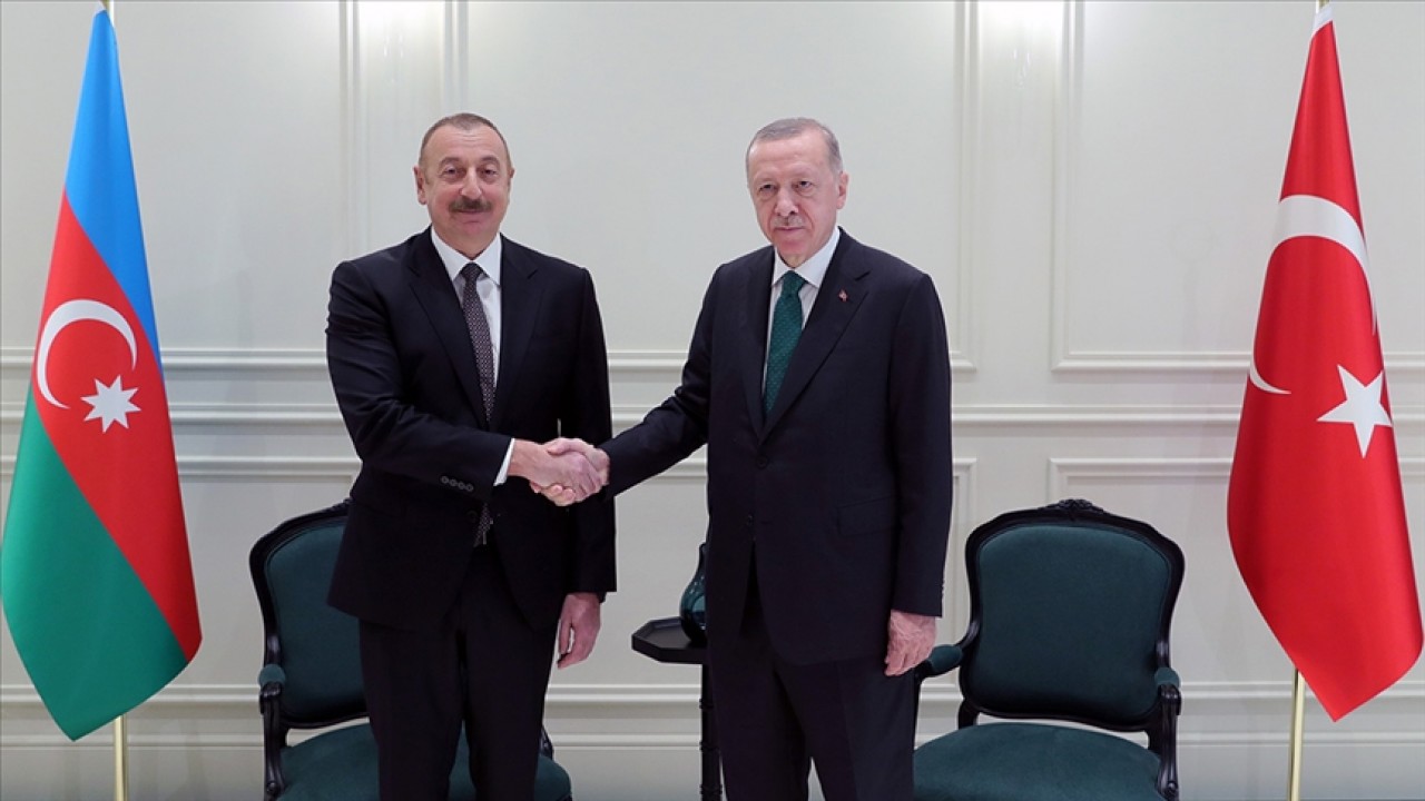 Cumhurbaşkanı Erdoğan, Azerbaycan Cumhurbaşkanı ile bir araya geldi